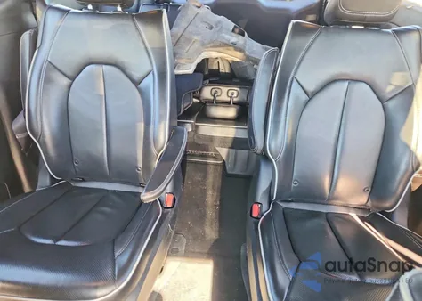 2019 Chrysler Pacifica Hybrid Limited z USA, uszkodzony, nr VIN 2C4RC1N74KR584857